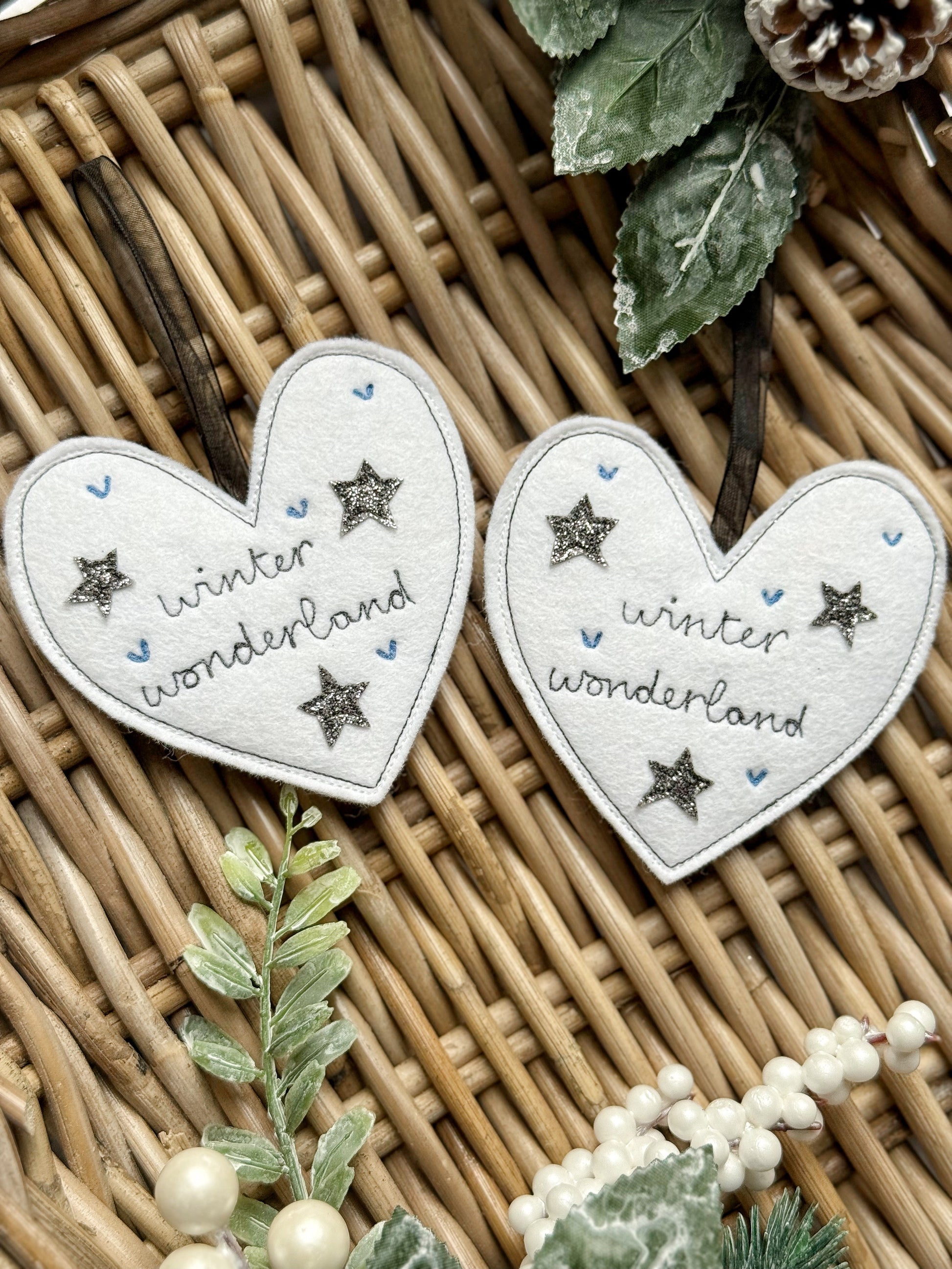 Festive Felt Heart Decoration | Tink and Reu