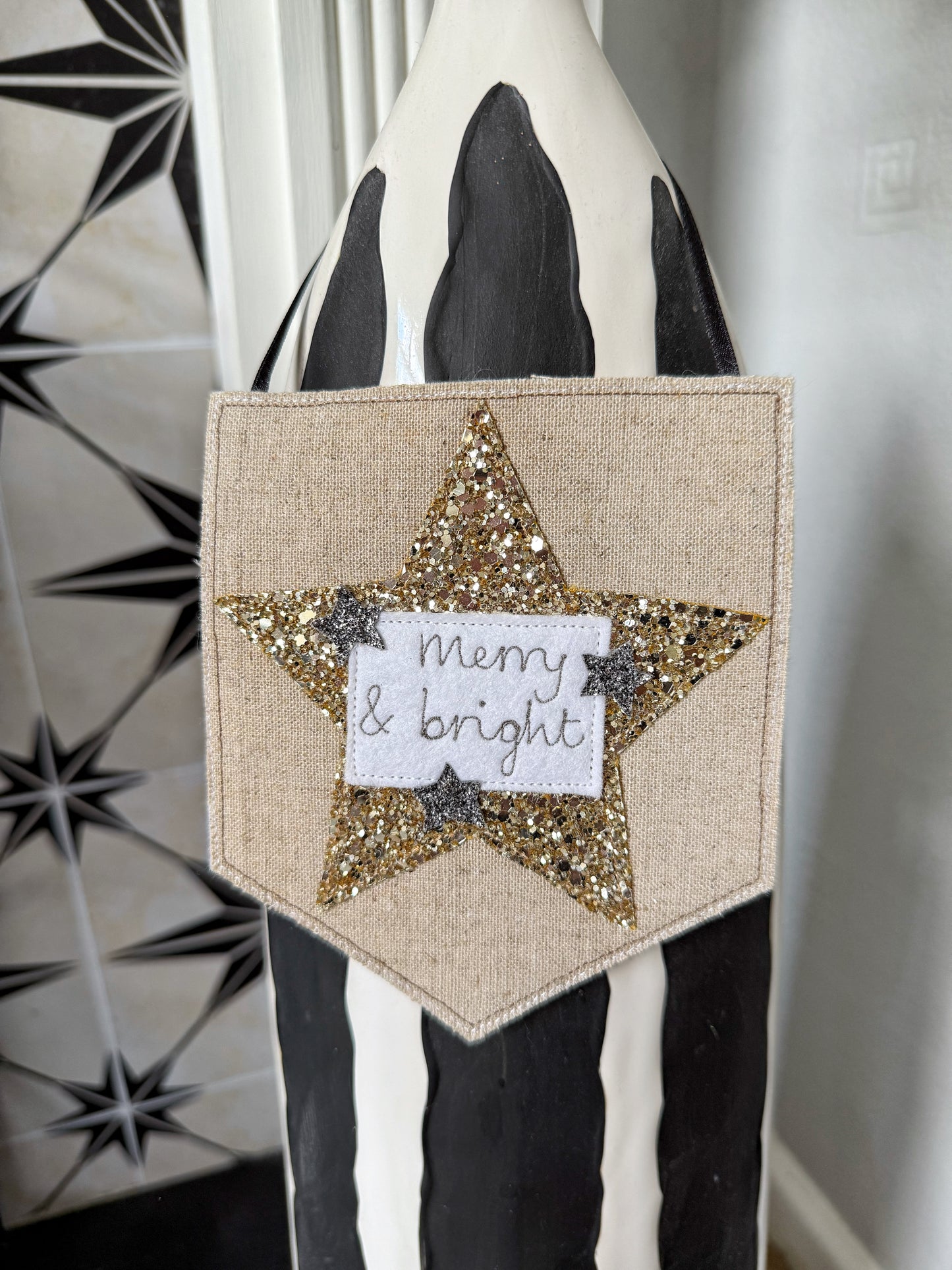 Merry & Bright Star Pennant | Tink and Reu